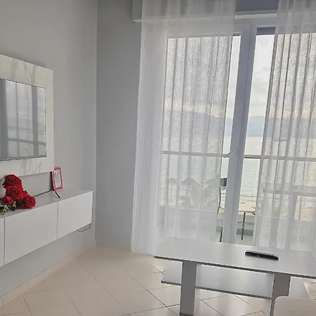 Geri Apartment Lungomare Vlore Exterior photo